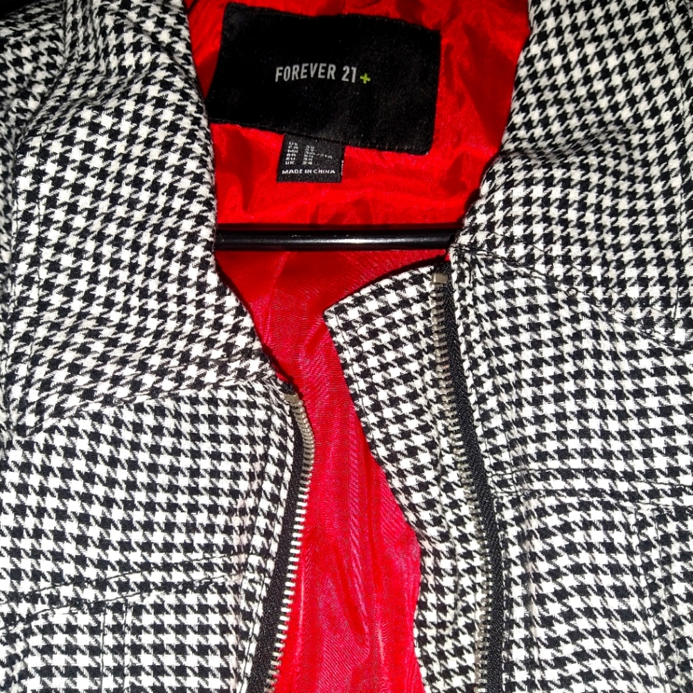 Checkered Jacket - Picture 2 of 3